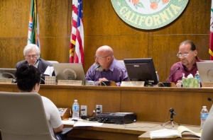 Porterville Council Member Pete McCracken, Mayor Cameron Hamilton and Councilmember Greg Shelton. Photo by Tony Maldonado