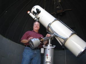 TAA President Greg Eckes with the group’s new 12.5” Newtonian telescope 